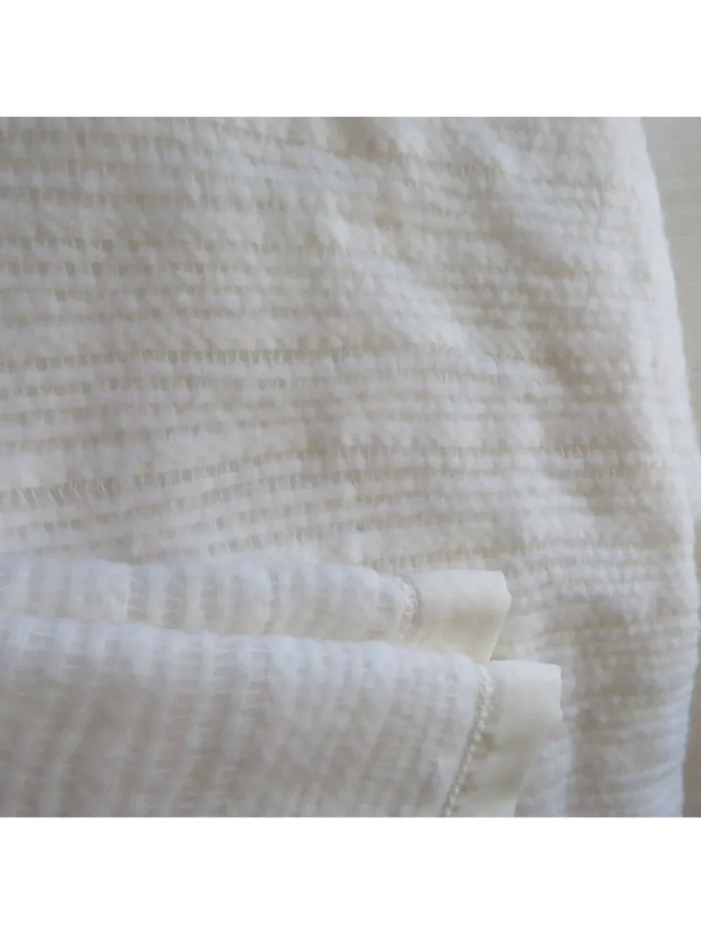 Vintage White Acrylic Waffle Weave Twin Blanket Satin Trim Made in USA